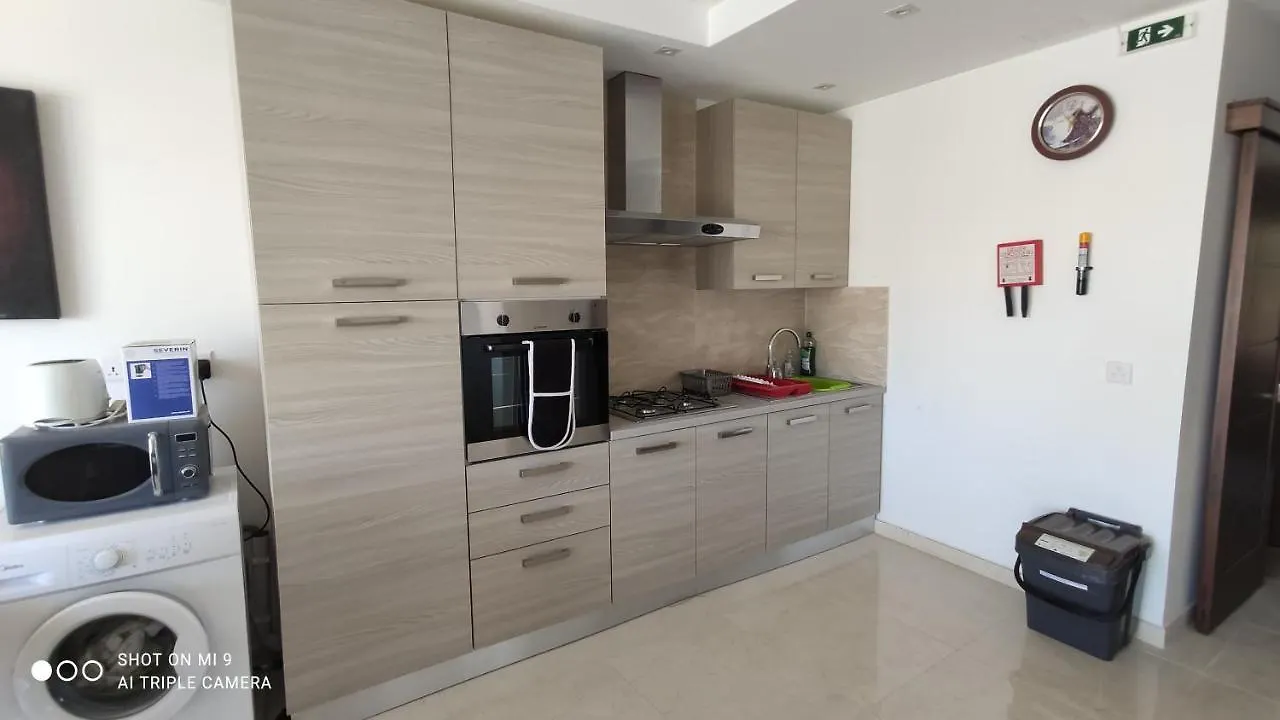 Aquamarine Sea Front Apartments - Third Floor Marsaskala 0*,  Malta